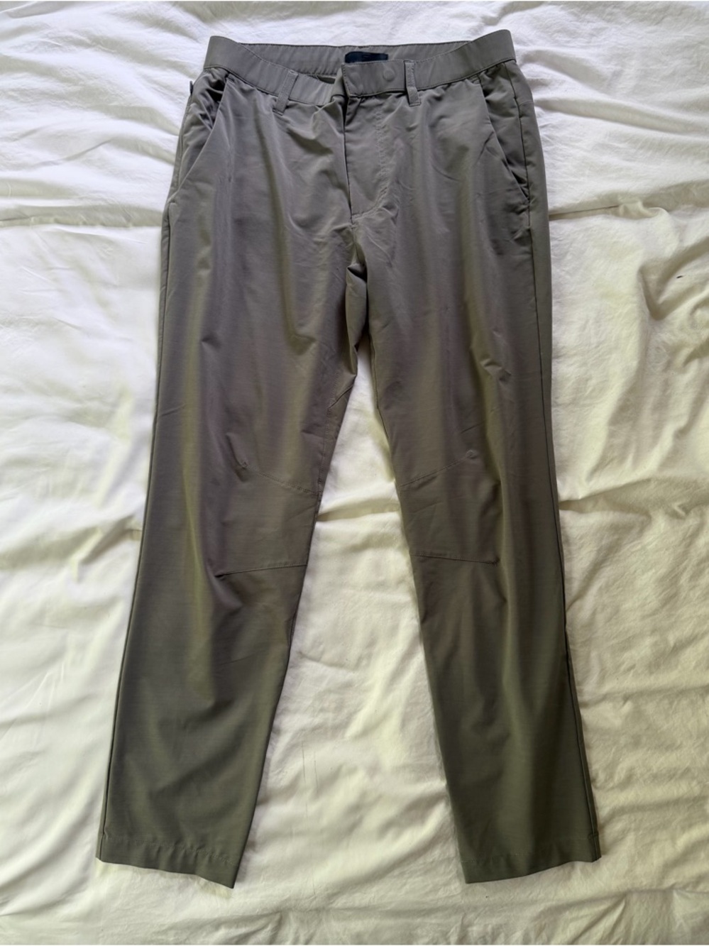 Fabletics the One Pant Men's Gray Athleisure.